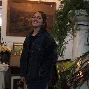 Meet your Posher, Anna